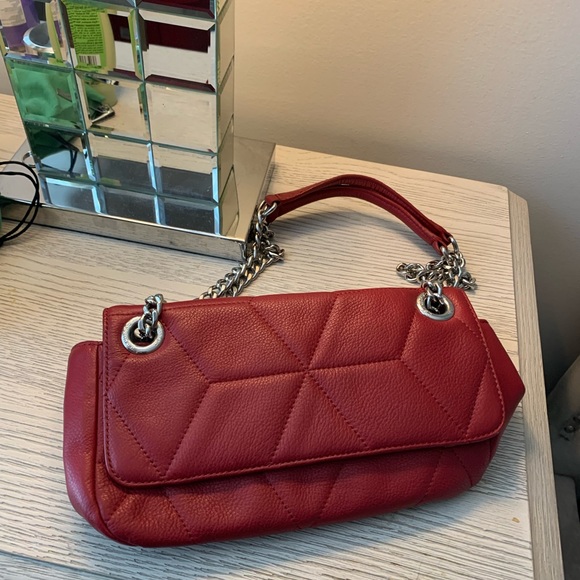 Calvin Klein red leather purse with chain strap - Picture 2 of 6